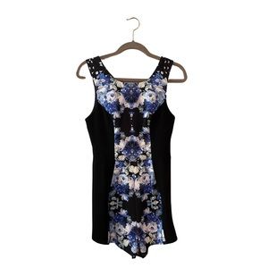 Dream State Sleeveless Romper (LF stores)